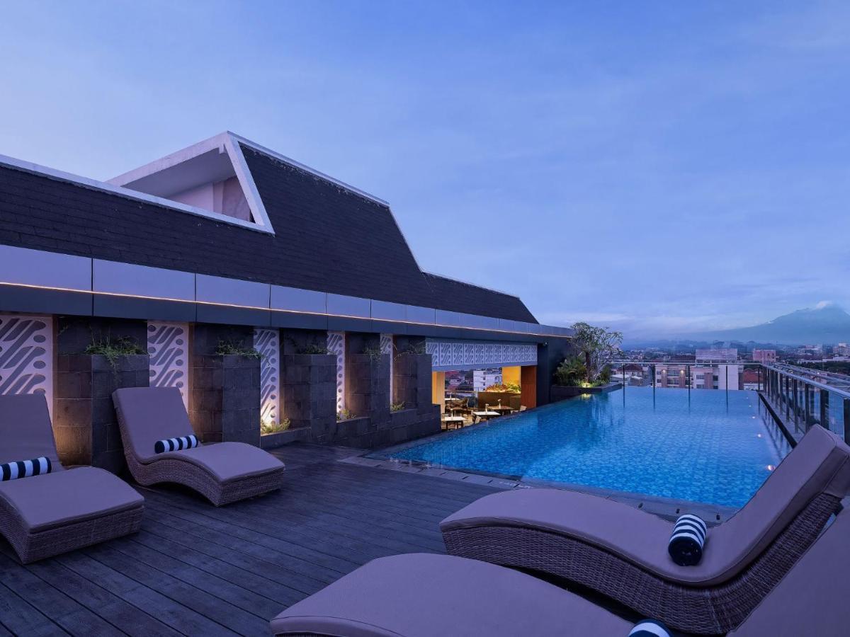 Royal Malioboro By Aston Hotel Yogyakarta Ngoại thất bức ảnh